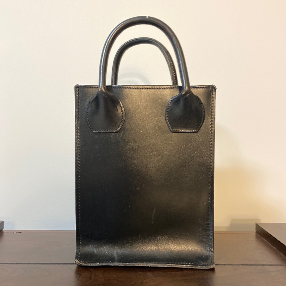 Vintage leather tote bag